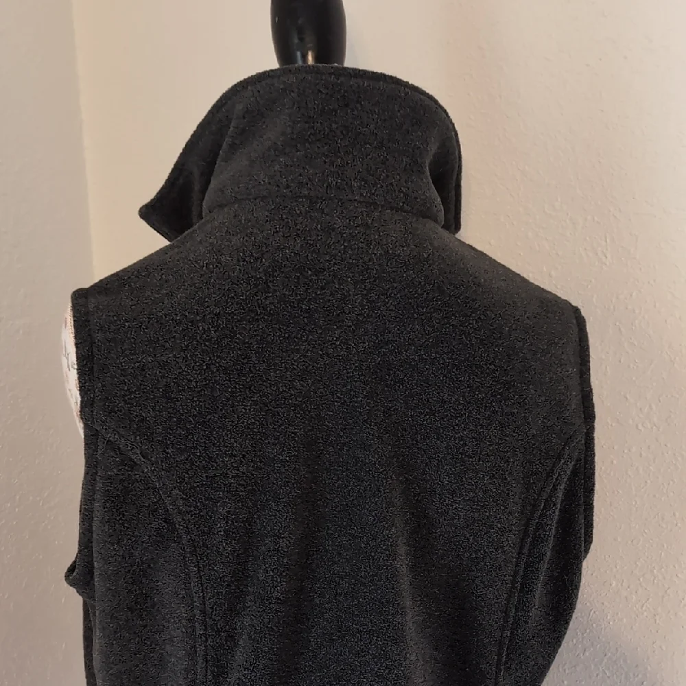 Columbia Charcoal Sleeveless Fleece Vest - Picture 4 of 5